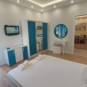 Pink&blue - 2bdr With Balcony Апартаменты Варна